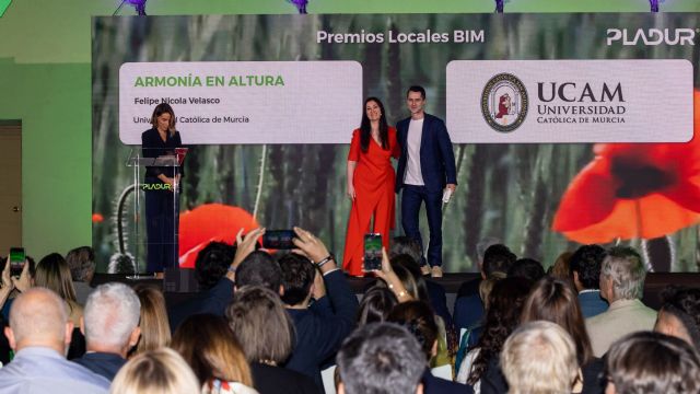 Futuros arquitectos de la Universidad Católica de Murcia,  reconocidos por los Premios Pladur® - 1, Foto 1