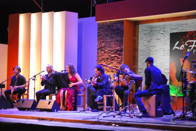 Más de mil personas llenan el patio de Lo Ferro en la inauguración de  su XXXVII edición - 2, Foto 2