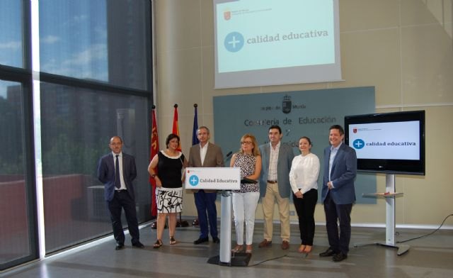 Educación seguirá potenciando la calidad con más becas, idiomas y recursos durante el curso 2016-2017 - 1, Foto 1