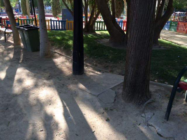 El PSOE reclama un plan de actuaciones para mejorar el parque infantil Pediatra Diego Pallarés Cachá - 1, Foto 1