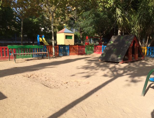 El PSOE reclama un plan de actuaciones para mejorar el parque infantil Pediatra Diego Pallarés Cachá - 4, Foto 4