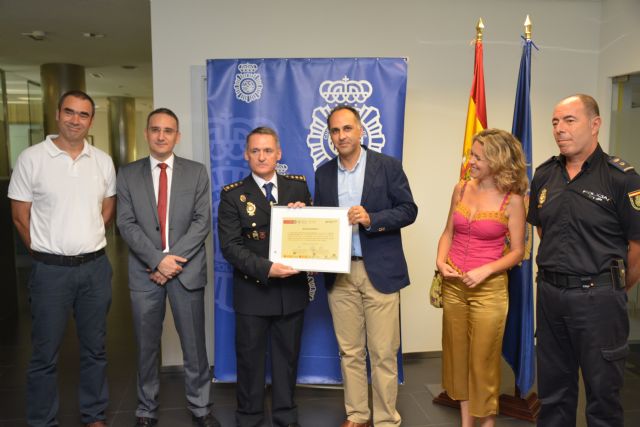 La Universidad agradece a la Policía Nacional su participación en los Campus Científicos de Verano - 1, Foto 1