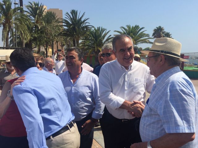 González Tovar pide una voz unánime para exigir la dimisión de la ministra Tejerina por ofender a la Región de Murcia - 1, Foto 1