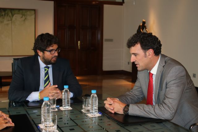 López Miras se reúne con el coordinador general de las obras del Corredor Mediterráneo del Ministerio de Fomento - 1, Foto 1