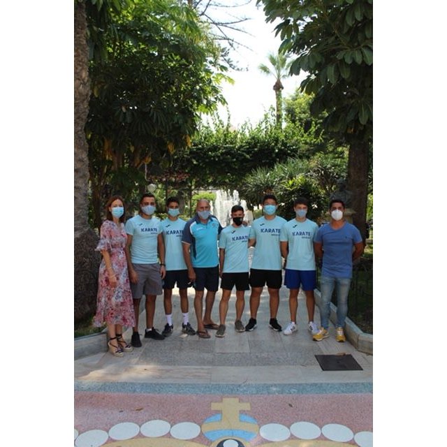 Mari Carmen Moreno, y Cristóbal Casado reciben a representantes del Club Kárate Águilas - 3, Foto 3