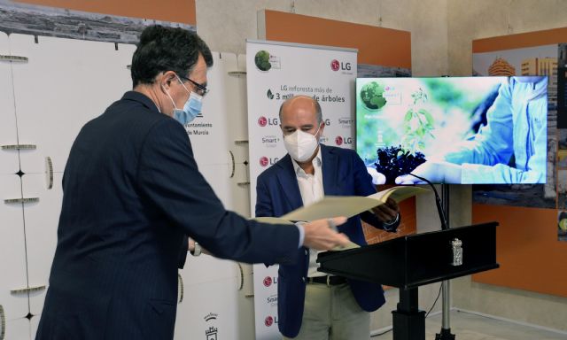 Ayuntamiento y LG colaborarán en la reforestación de 450 hectáreas de zonas verdes gracias a La Unión del Plan Foresta y el movimiento Smart Green - 1, Foto 1