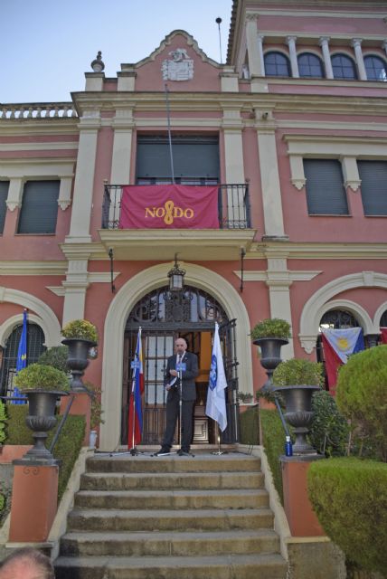 En los jardines del edificio del Consulado de Filipina en Sevilla se celebraron la entrega de los Premios Llave Corazón de Triana - 2, Foto 2