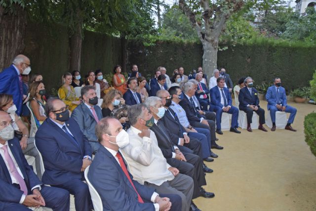 En los jardines del edificio del Consulado de Filipina en Sevilla se celebraron la entrega de los Premios Llave Corazón de Triana - 3, Foto 3