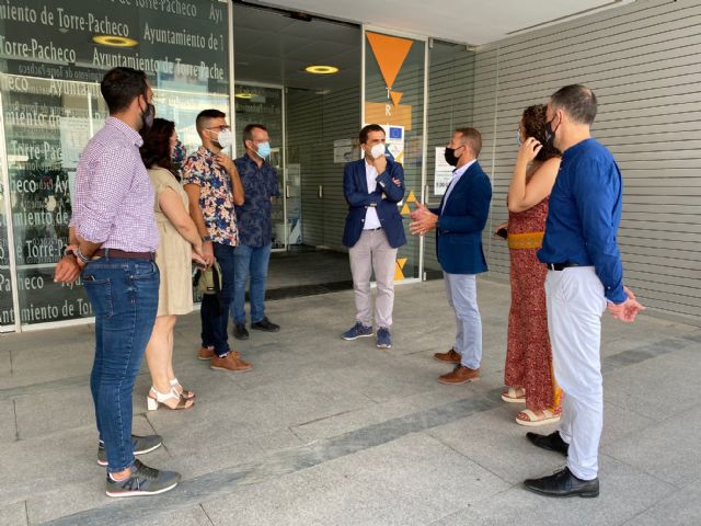 El Alcalde de Torre Pacheco se reúne con el Diputado del Grupo Socialista miembro la Comisión de Deportes del Congreso - 2, Foto 2