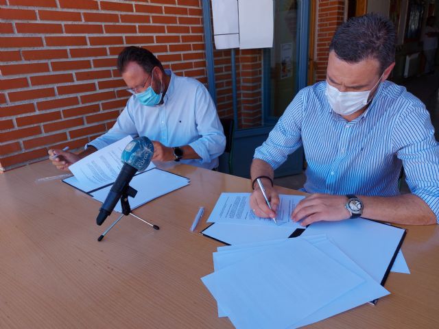 El Ayuntamiento promueve la inserción socio laboral de personas con problemas de salud mental mediante un programa de mantenimiento de espacios públicos en Caravaca y sus pedanías - 1, Foto 1