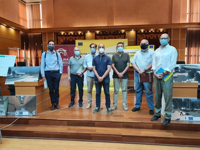 Las obras de la nueva Plaza de la Ermita, el Centro de Formación e Innovación Casa del Barco, la restauración de cuatro chimeneas y la rehabilitación energética de diez edificios municipales comenzarán en breve - 2, Foto 2