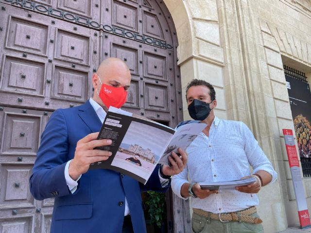 Lidó Rico y Antonio Tapia en el nuevo número de la revista Almudí - 1, Foto 1