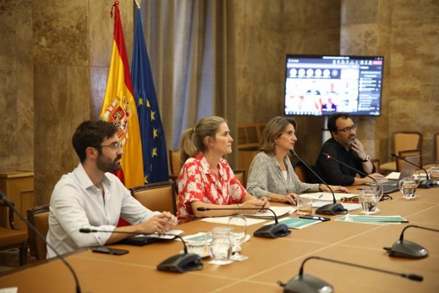 Teresa Ribera insta a las comunidades autónomas a acelerar la ejecución del Plan de Recuperación, a impulsar el ahorro energético y a implantar renovables - 1, Foto 1