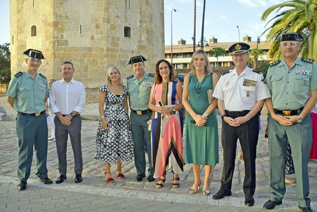El Guadalquivir se abre al paso de la fiesta de la Virgen del Carmen - 1, Foto 1