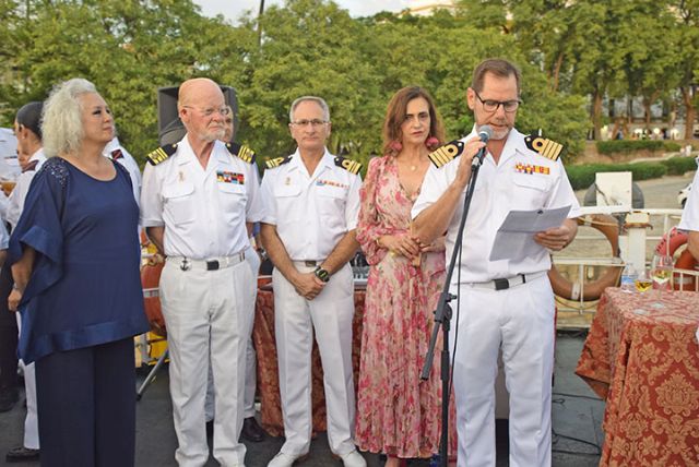 El Guadalquivir se abre al paso de la fiesta de la Virgen del Carmen - 3, Foto 3