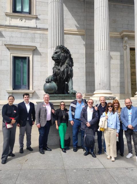 Si no nos dan sitio en la mesa, construiremos la nuestra - 1, Foto 1