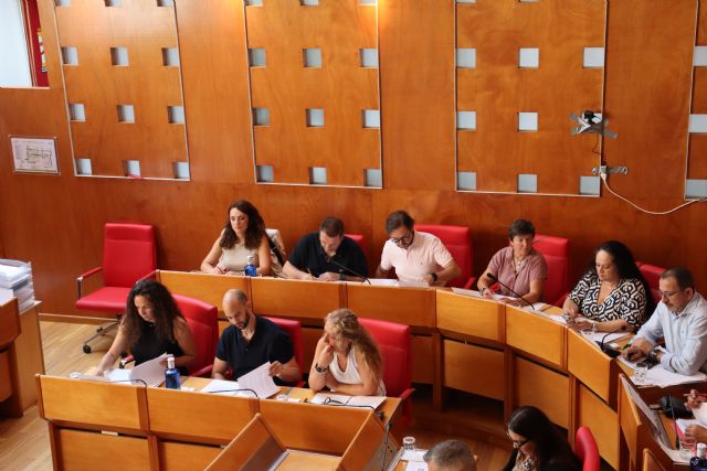 Fulgencio Gil fulmina el ahorro del Ayuntamiento para hacer frente al despilfarro de 3,5 millones de euros en 2024 - 1, Foto 1