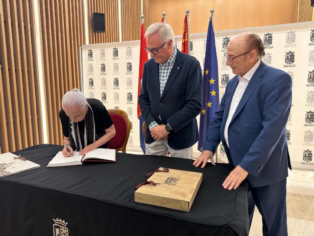 El alcalde de Torre Pacheco recibe al alcalde de Puente Genil - 1, Foto 1