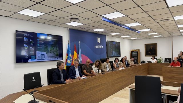 La Universidad de Alicante y Actúa presentan un máster para formar a los profesionales que gestionarán las ciudades del futuro - 2, Foto 2