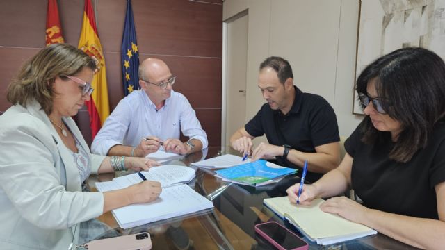 Educación mantiene una ronda de contactos con los sindicatos para analizar el nuevo decreto que reforzará la disciplina en las aulas - 2, Foto 2