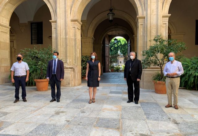 Cáritas, Jesús Abandonado y Columbares reciben 3,1 millones de euros del Gobierno murciano para ayudar a los más vulnerables - 1, Foto 1