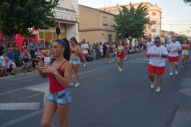 El desfile de carrozas y comparsas congrega a más de 15.000 personas en Las Torres de Cotillas - 1, Foto 1