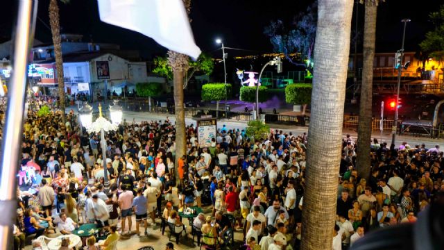 La espectacular 'Quema del Raspajo' culmina las fiestas patronales de Las Torres de Cotillas - 4, Foto 4