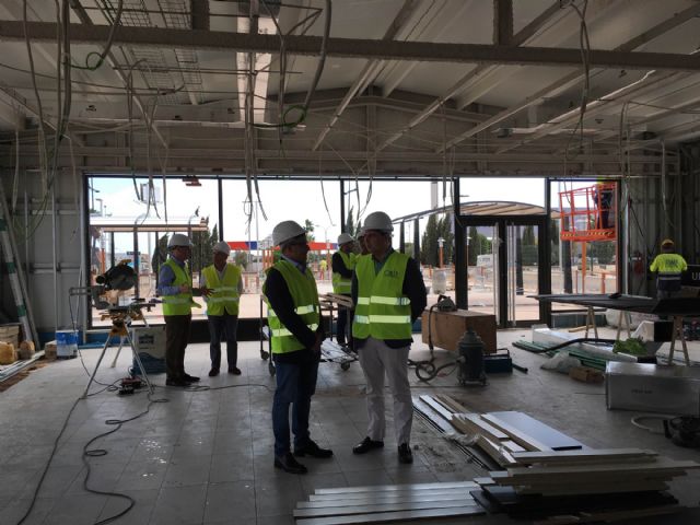 El alcalde visitó las obras de las nuevas instalaciones de Mcdonald's en San Javier, que han supuesto una inversión de más de dos millones de euros - 3, Foto 3