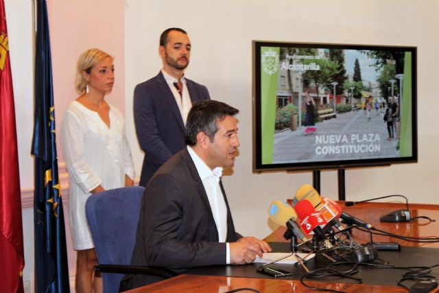 El alcalde comparece en rueda de prensa para aclarar la situación del contrato de conserjes de colegios públicos en Alcantarilla - 2, Foto 2