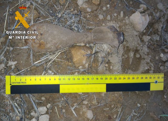 La Guardia Civil desactiva una granada de mortero localizada en un terreno rural del término municipal de Almansa - 1, Foto 1