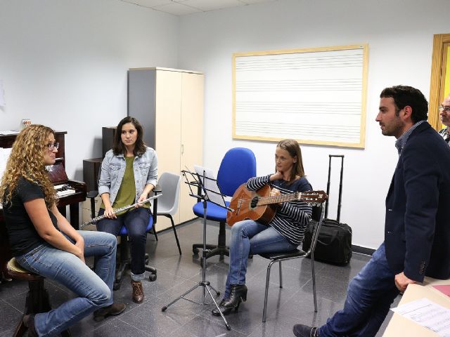 La Escuela Municipal de Música comenzará a impartir clases el próximo 1 de octubre a más de 400 alumnos matriculados en este primer cuatrimestre - 1, Foto 1