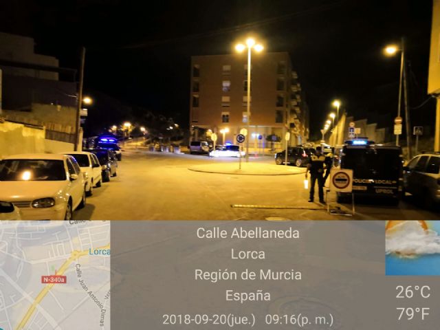 El Alcalde establece la presencia de una patrulla a pie de agentes de la Policía Local en el barrio de San Cristóbal para prestar servicio a vecinos y comerciantes - 1, Foto 1