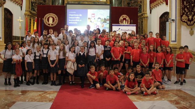 Más de 100 niños participan en las Jornadas sobre desarrollo sostenible organizadas por Primafrio - 1, Foto 1