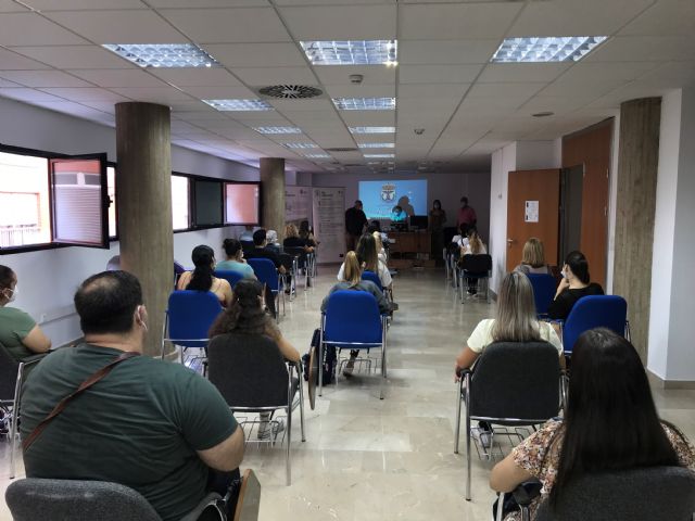 Águilas desarrolla una jornada informativa sobre el Plan de Adaptación al Cambio Climático del municipio - 1, Foto 1