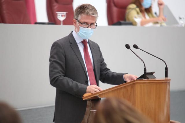 Víctor Martínez-Carrasco: Con la Ley Celaá, el Gobierno de Sánchez fomenta y, a la vez, tapa el fracaso escolar al permitir pasar de curso con suspensos - 1, Foto 1