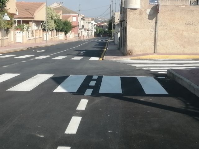 El paso de cebra-aparcamiento - 1, Foto 1