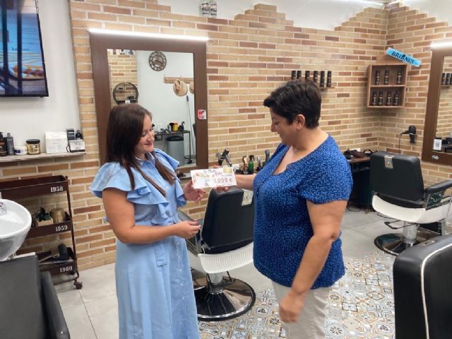 Silvia Álvarez gana 1.000 euros en la Campaña “La vuelta al cole tiene premio” - 4, Foto 4