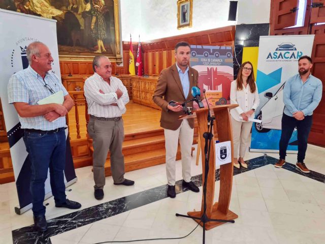 Cultura, gastronomía y actividades lúdicas arropan la Feria la Caravaca, que contará con más de veinte expositores de automoción y maquinaria agrícola - 5, Foto 5