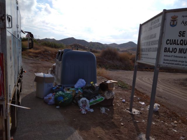 La Policía Local incrementará la vigilancia y sanciones por tirar basura, escombros y muebles en la vía pública - 2, Foto 2