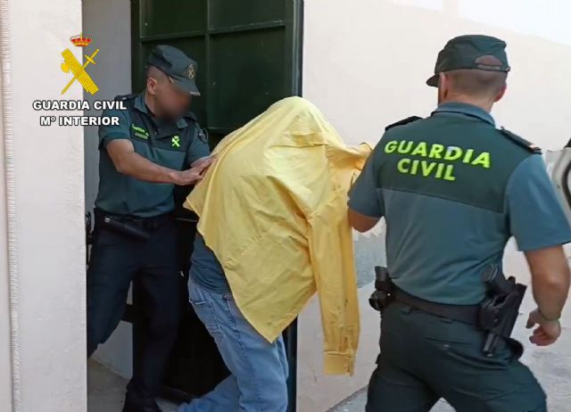 La Guardia Civil esclarece un robo con violencia a una anciana en Cieza con la detención de sus dos autores - 2, Foto 2