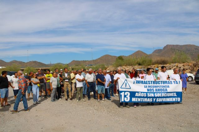 El alcalde anuncia que la campaña 'El olvido nos ahoga' se echa a la calle en los distintos espacios publicitarios urbanos - 5, Foto 5