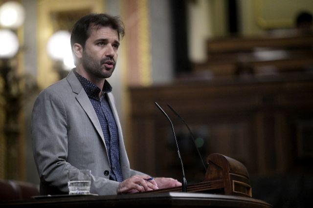 Sánchez Serna (Podemos): El único objetivo del PP es competir con Vox en racismo - 1, Foto 1