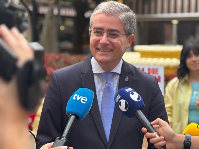 Las compras en los comercios del centro serán premiadas con dise&ntilde;os exclusivos de Eloy González - 2, Foto 2