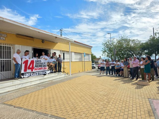 El Ayuntamiento de Lorca exige la ejecución de las infraestructuras de defensa de avenidas para mitigar los efectos de las inundaciones en el décimo cuarto aniversario de la Riada de San Wenceslao - 2, Foto 2