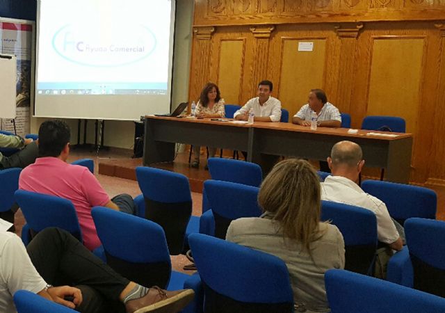 Josefina Gonzálvez, asociada de ASECOM, enseña a empresarios a mejorar las ventas - 3, Foto 3