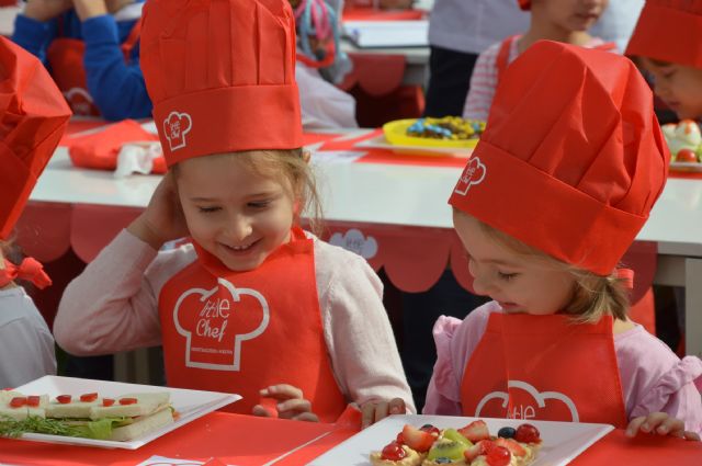 Little Chef Monteagudo-Nelva: 120 niños de Infantil muestran su creatividad en la cocina con recetas saludables - 1, Foto 1