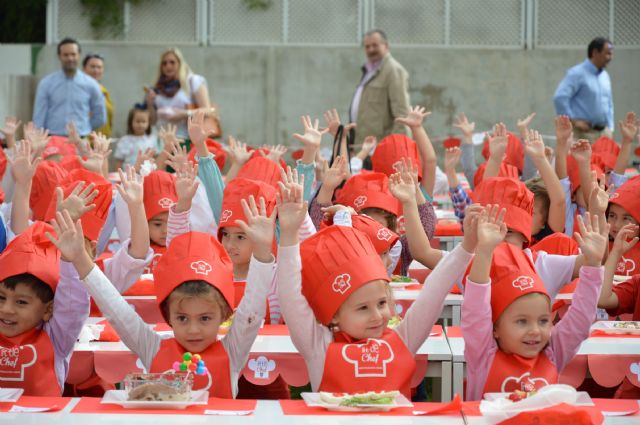 Little Chef Monteagudo-Nelva: 120 niños de Infantil muestran su creatividad en la cocina con recetas saludables - 3, Foto 3