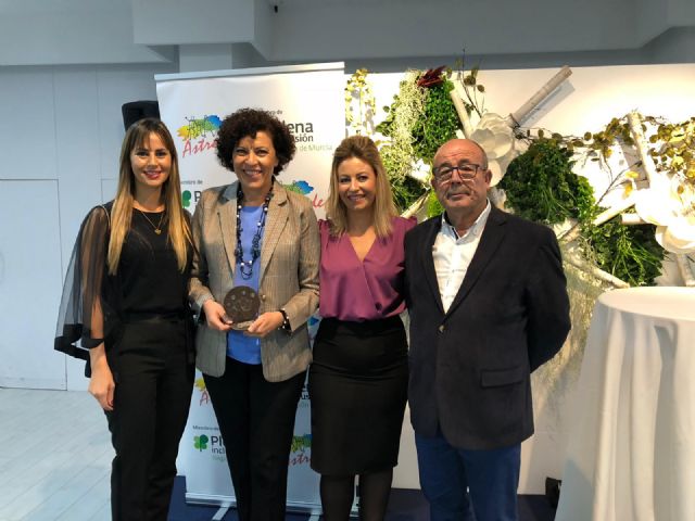 El Ayuntamiento de Puerto Lumbreras recibe un reconocimiento de Astrade por facilitar la accesibilidad cognitiva a personas con autismo - 1, Foto 1