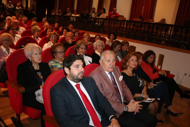 El presidente asiste al concierto de la Orquesta Sinfónica de la Región con motivo del centenario del estandarte La Oración en el Huerto del Paso Blanco de Lorca - 3, Foto 3