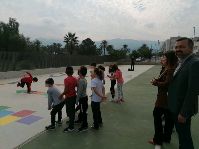20 colegios contarán en sus patios con espacios para juegos y deportes tradicionales - 1, Foto 1